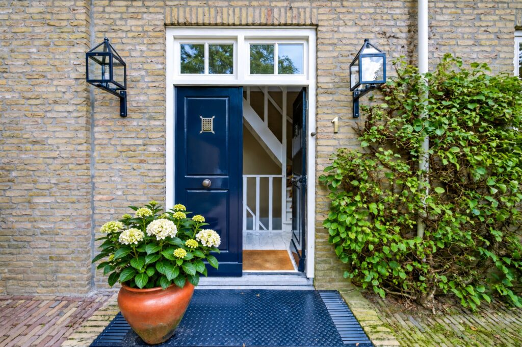 Vrijstaande woning te koop: De Elzent 1, Dorst